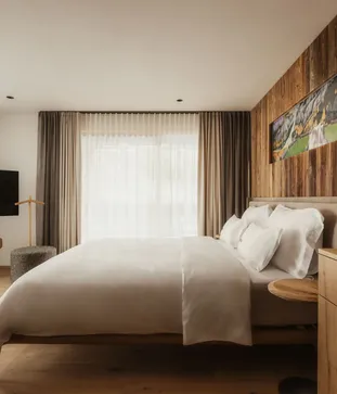 Alex Moling Hotel Recort 170