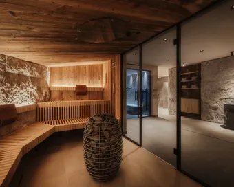 Alex Moling Hotel Recort 41