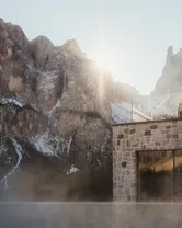 Alex Moling Hotel Recort 80