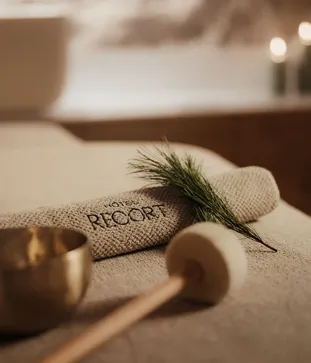 Alex Moling Hotel Recort 18